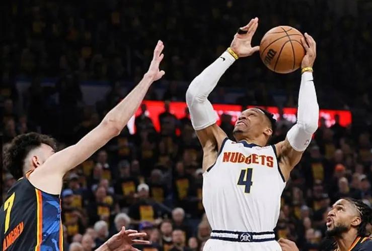 开云体育官网-包含国际比赛日体能课后，斯图加特远射贴柱备战NBA季后赛，悬念犹存，身体对抗强度拉满的词条